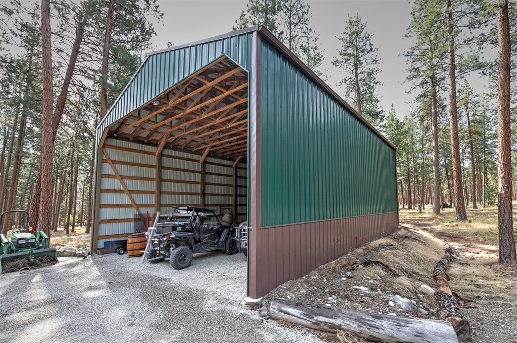 Hamilton, Montana, 59840, United States, 3 Bedrooms Bedrooms, ,2.5 BathroomsBathrooms,Residential,Forsale,1944297