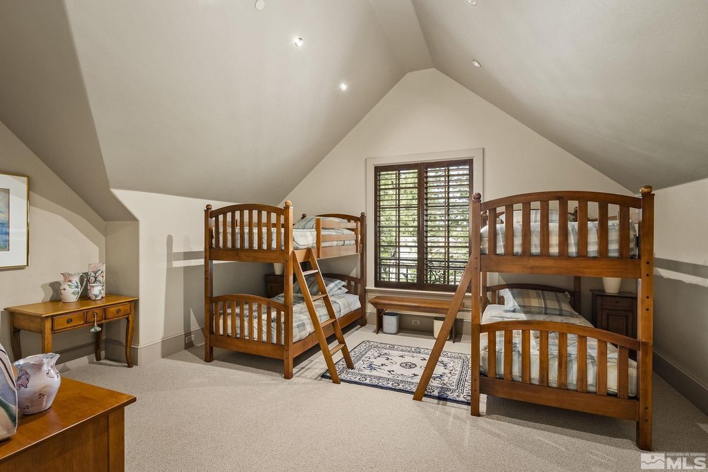 Reno, Nevada, 89511, United States, 6 Bedrooms Bedrooms, ,5.5 BathroomsBathrooms,Residential,Forsale,1929230