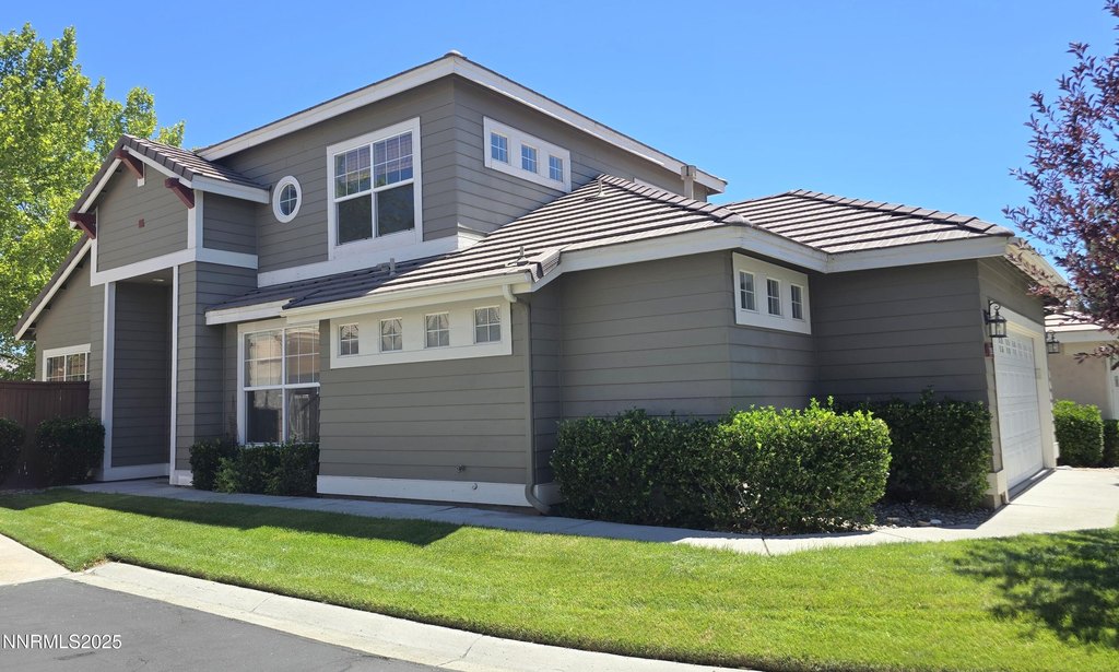 Reno, Nevada, 89521, United States, 3 Bedrooms Bedrooms, ,2.5 BathroomsBathrooms,Residential,Forsale,1936780
