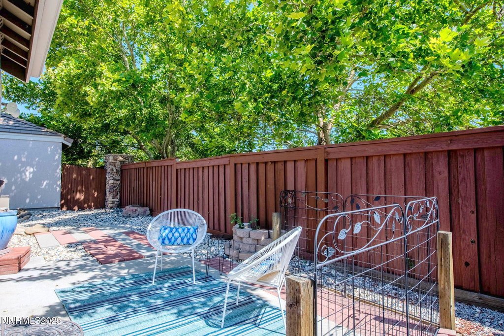 Reno, Nevada, 89521, United States, 3 Bedrooms Bedrooms, ,2.5 BathroomsBathrooms,Residential,Forsale,1936780
