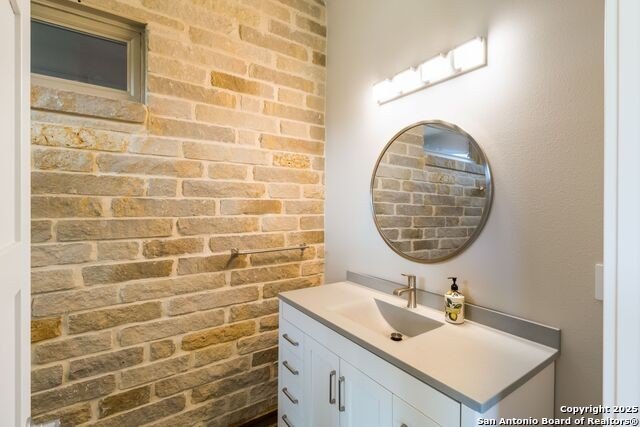 Boerne, Texas, 78006, United States, 4 Bedrooms Bedrooms, ,3.5 BathroomsBathrooms,Residential,Forsale,1953073