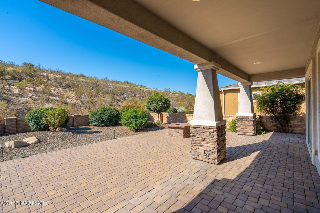 Prescott, Arizona, 86301, United States, 2 Bedrooms Bedrooms, ,2 BathroomsBathrooms,Residential,Forsale,1926741