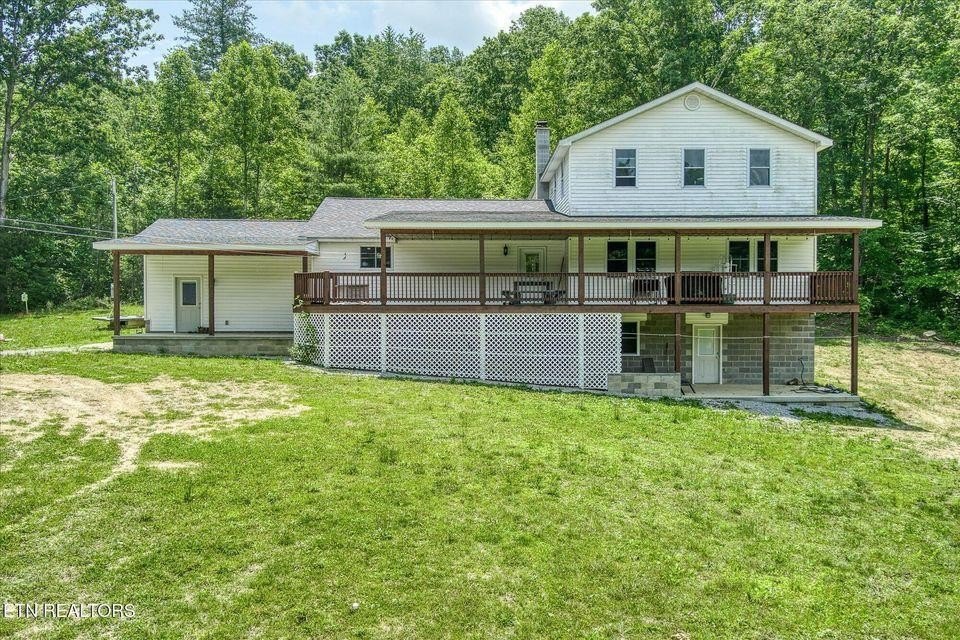 Deer Lodge, Tennessee, 37726, United States, 6 Bedrooms Bedrooms, ,2 BathroomsBathrooms,Residential,Forsale,1929820