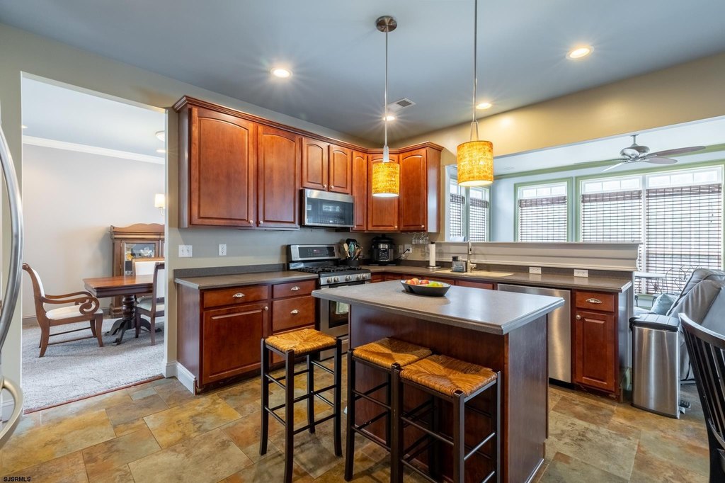 Northfield, New Jersey, 08225, United States, 5 Bedrooms Bedrooms, ,2.5 BathroomsBathrooms,Residential,Forsale,1967256