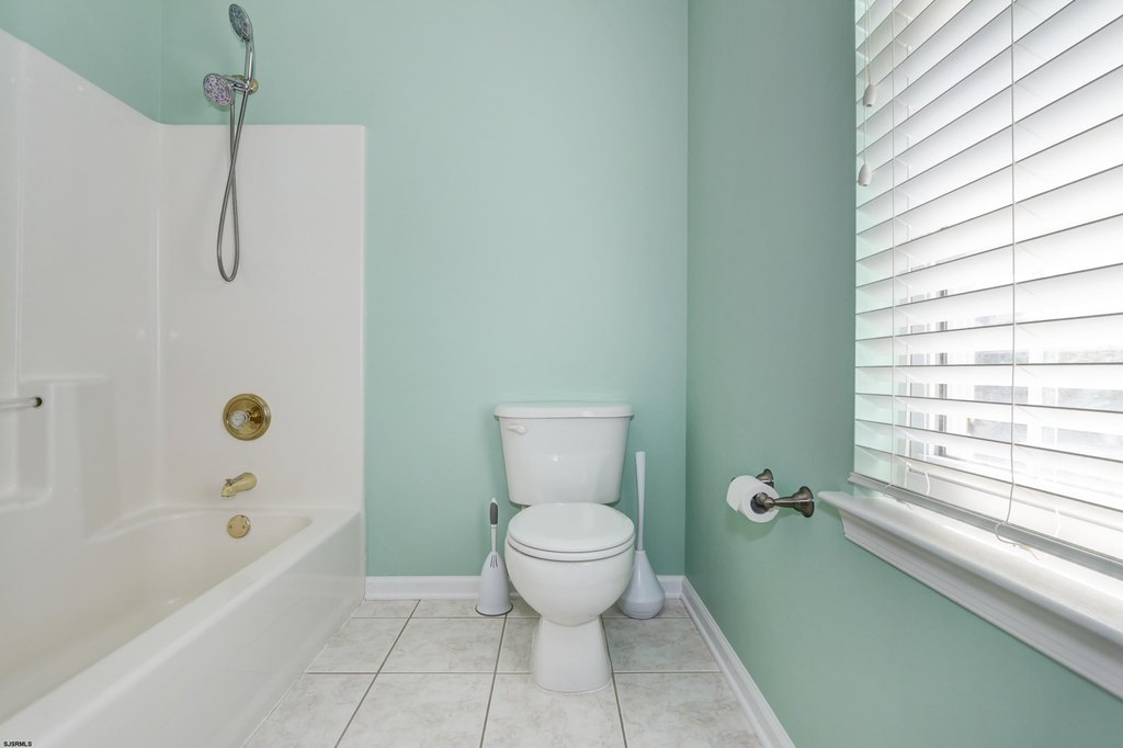 Egg Harbor Township, New Jersey, 08234, United States, 3 Bedrooms Bedrooms, ,3.5 BathroomsBathrooms,Residential,Forsale,1946141