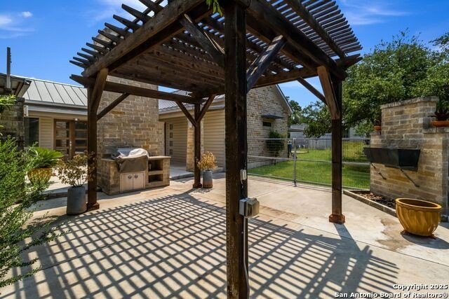Boerne, Texas, 78006, United States, 4 Bedrooms Bedrooms, ,3.5 BathroomsBathrooms,Residential,Forsale,1953073