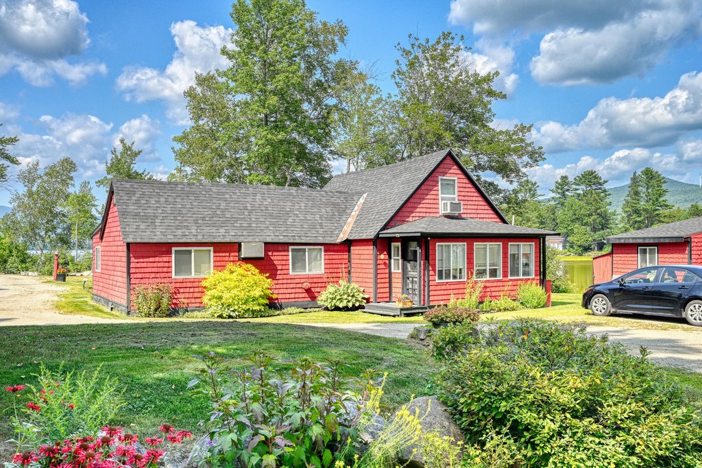 Roxbury, Maine, 04275, United States, 9 Bedrooms Bedrooms, ,5 BathroomsBathrooms,Residential,Forsale,1933988