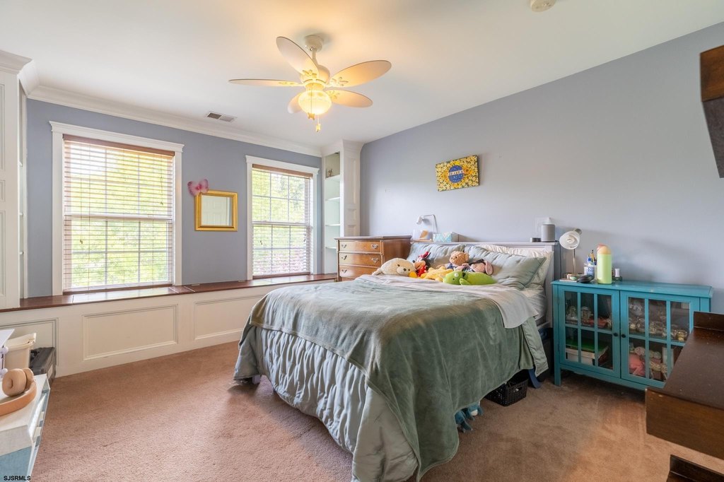 Northfield, New Jersey, 08225, United States, 5 Bedrooms Bedrooms, ,2.5 BathroomsBathrooms,Residential,Forsale,1967256