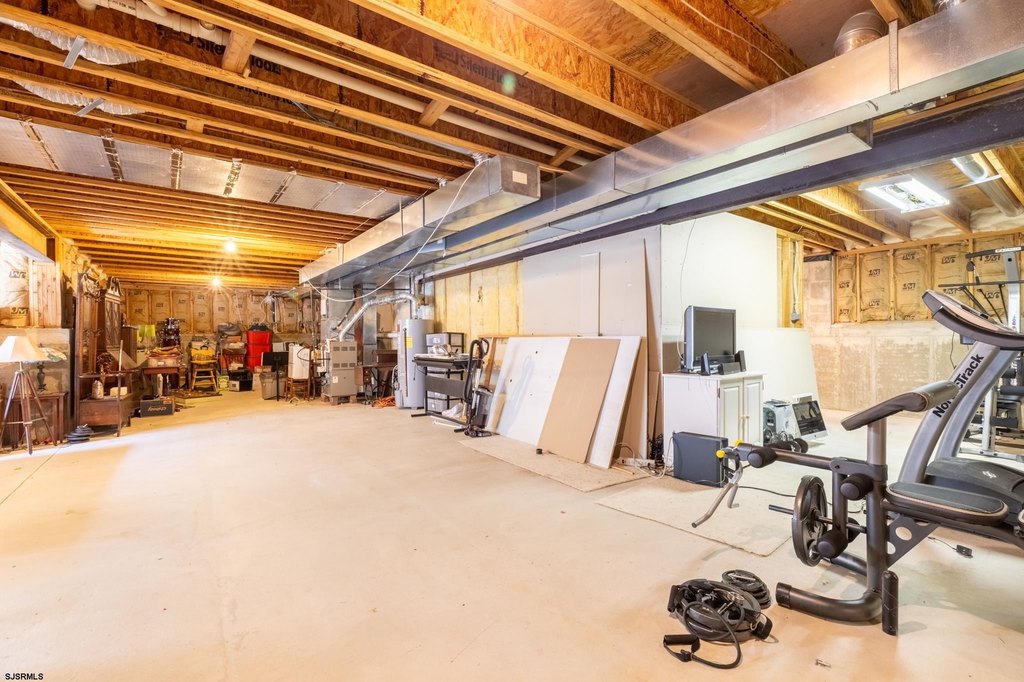 Northfield, New Jersey, 08225, United States, 5 Bedrooms Bedrooms, ,2.5 BathroomsBathrooms,Residential,Forsale,1967256