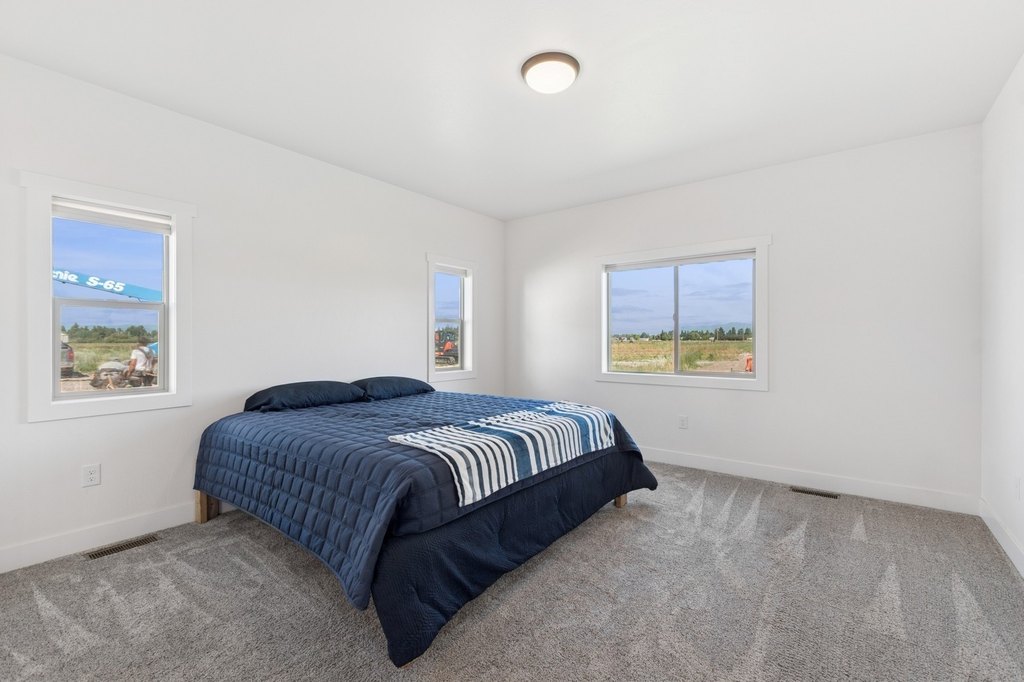 Kalispell, Montana, 59901, United States, 4 Bedrooms Bedrooms, ,3 BathroomsBathrooms,Residential,Forsale,1914986