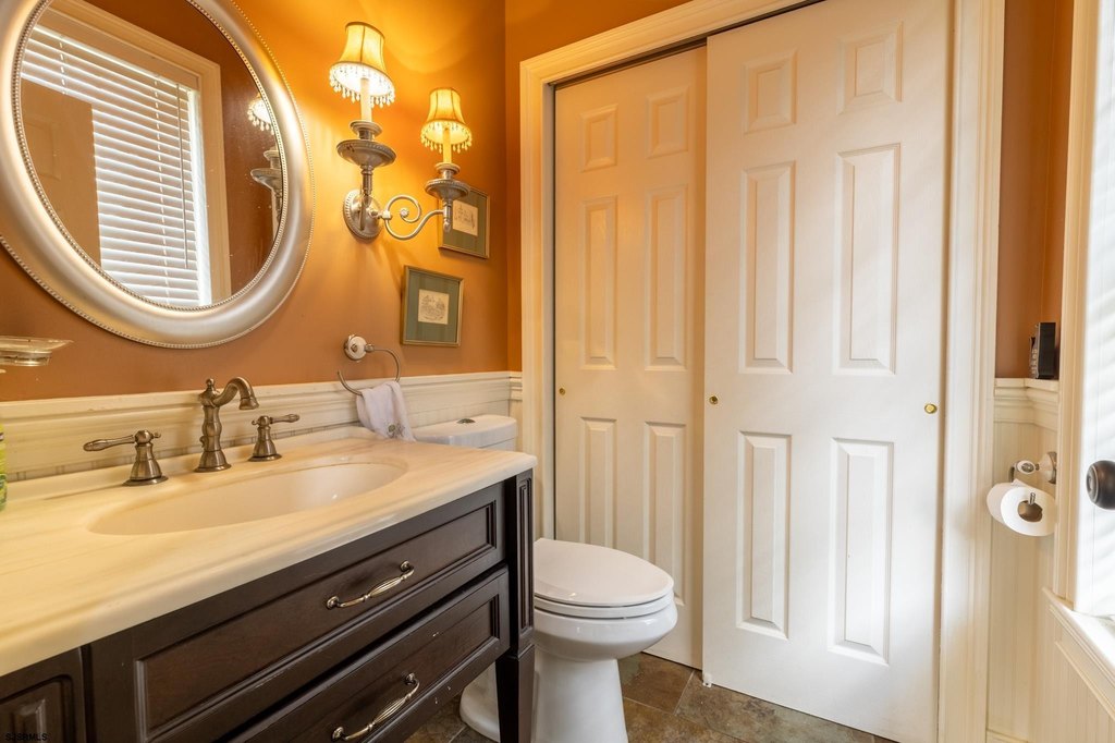 Northfield, New Jersey, 08225, United States, 5 Bedrooms Bedrooms, ,2.5 BathroomsBathrooms,Residential,Forsale,1967256