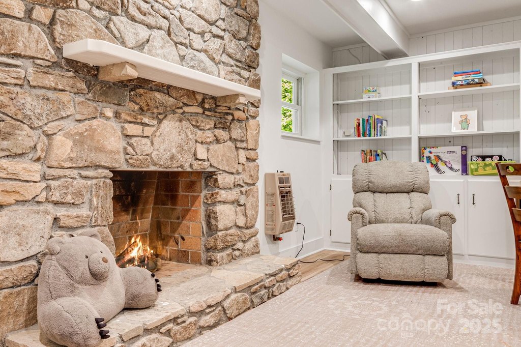 Asheville, North Carolina, 28803, United States, 4 Bedrooms Bedrooms, ,3.5 BathroomsBathrooms,Residential,Forsale,1985898