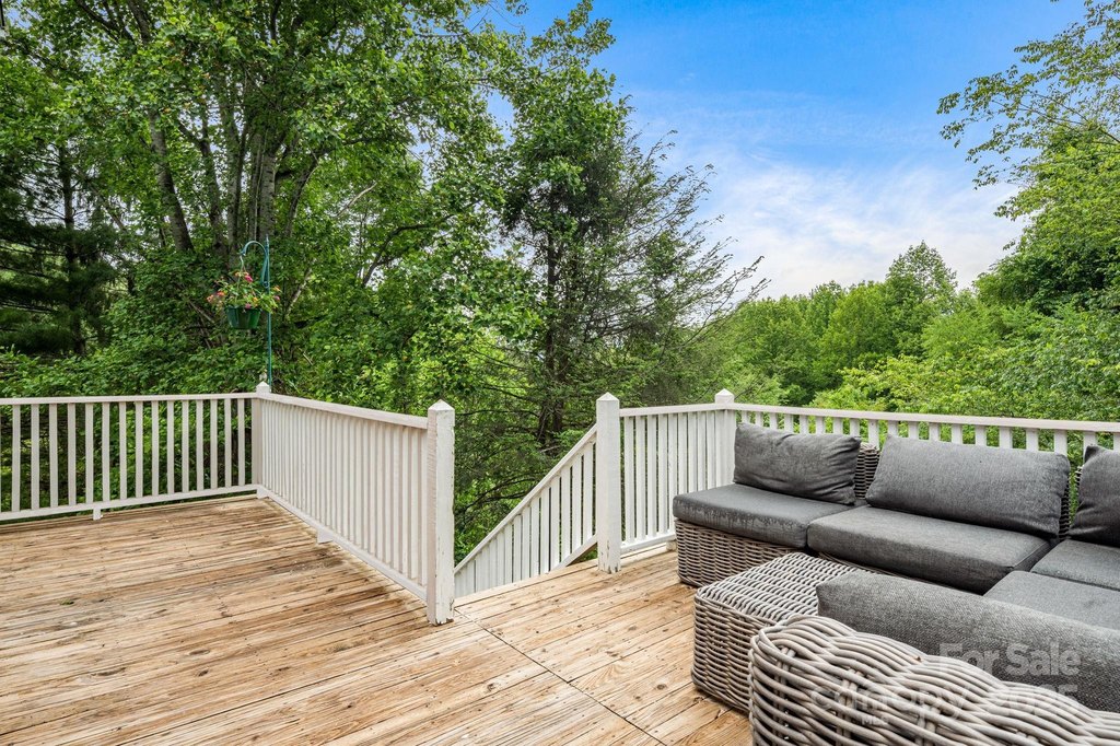 Asheville, North Carolina, 28803, United States, 4 Bedrooms Bedrooms, ,3.5 BathroomsBathrooms,Residential,Forsale,1985898