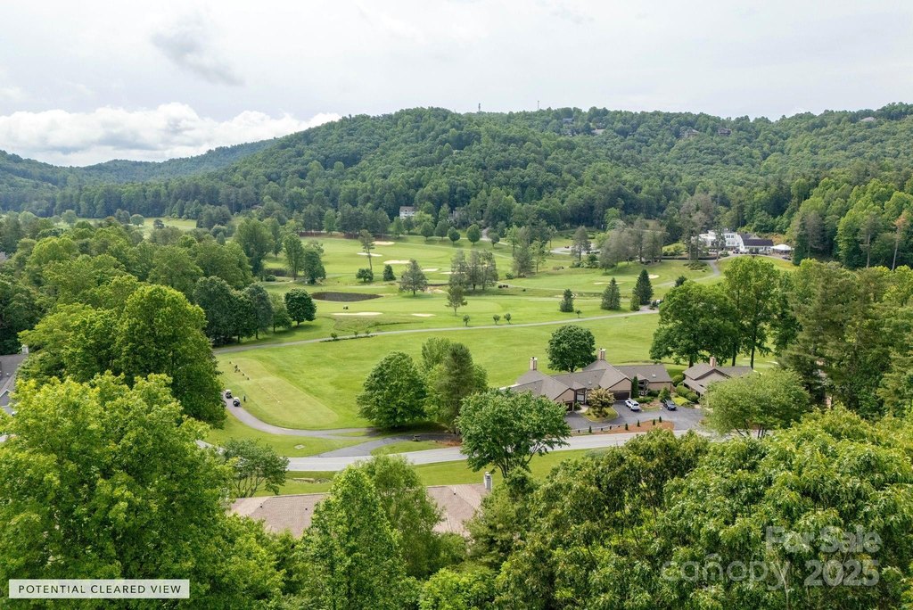 Flat Rock, North Carolina, 28739, United States, 3 Bedrooms Bedrooms, ,3 BathroomsBathrooms,Residential,Forsale,1886043