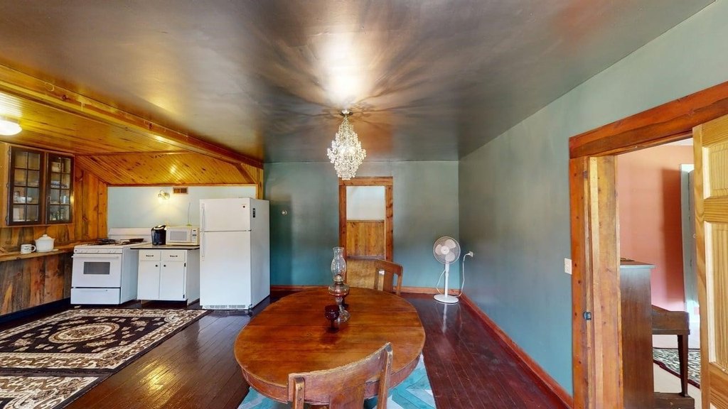 Rochford, South Dakota, 57745, United States, 3 Bedrooms Bedrooms, ,1 BathroomBathrooms,Residential,Forsale,2011073