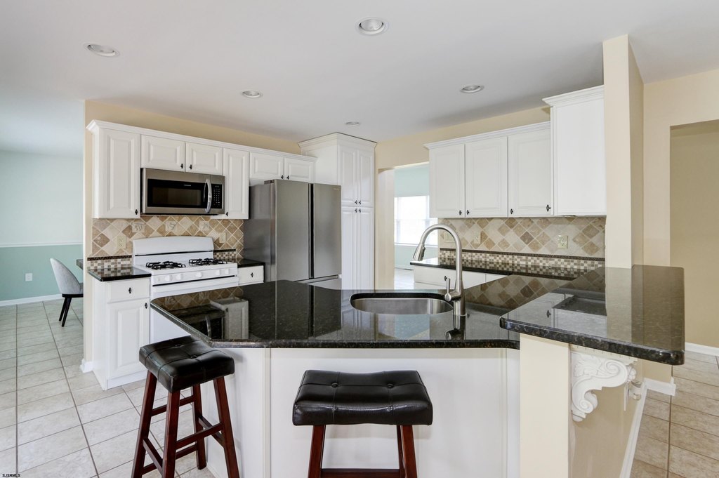 Egg Harbor Township, New Jersey, 08234, United States, 3 Bedrooms Bedrooms, ,3.5 BathroomsBathrooms,Residential,Forsale,1946141