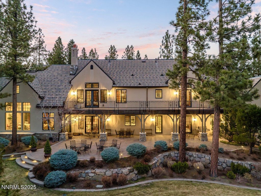 Reno, Nevada, 89511, United States, 6 Bedrooms Bedrooms, ,5.5 BathroomsBathrooms,Residential,Forsale,1929230