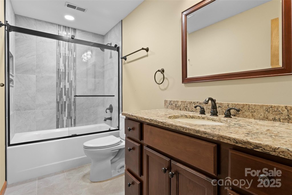 Maggie Valley, North Carolina, 28751, United States, 3 Bedrooms Bedrooms, ,3 BathroomsBathrooms,Residential,Forsale,1960259