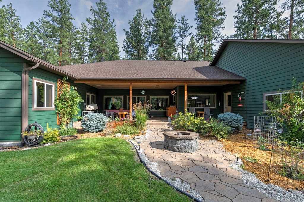 Hamilton, Montana, 59840, United States, 3 Bedrooms Bedrooms, ,2.5 BathroomsBathrooms,Residential,Forsale,1944297