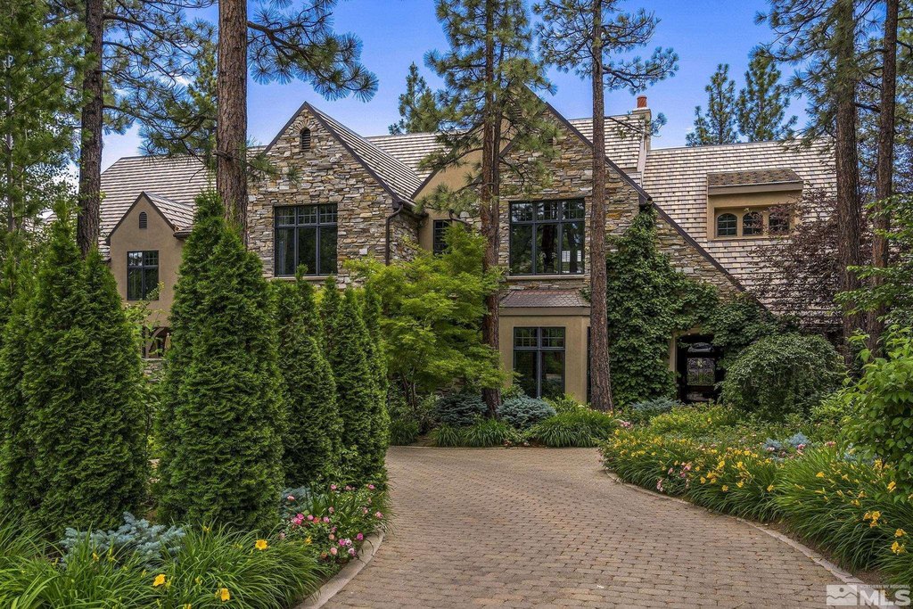 Reno, Nevada, 89511, United States, 6 Bedrooms Bedrooms, ,5.5 BathroomsBathrooms,Residential,Forsale,1929230
