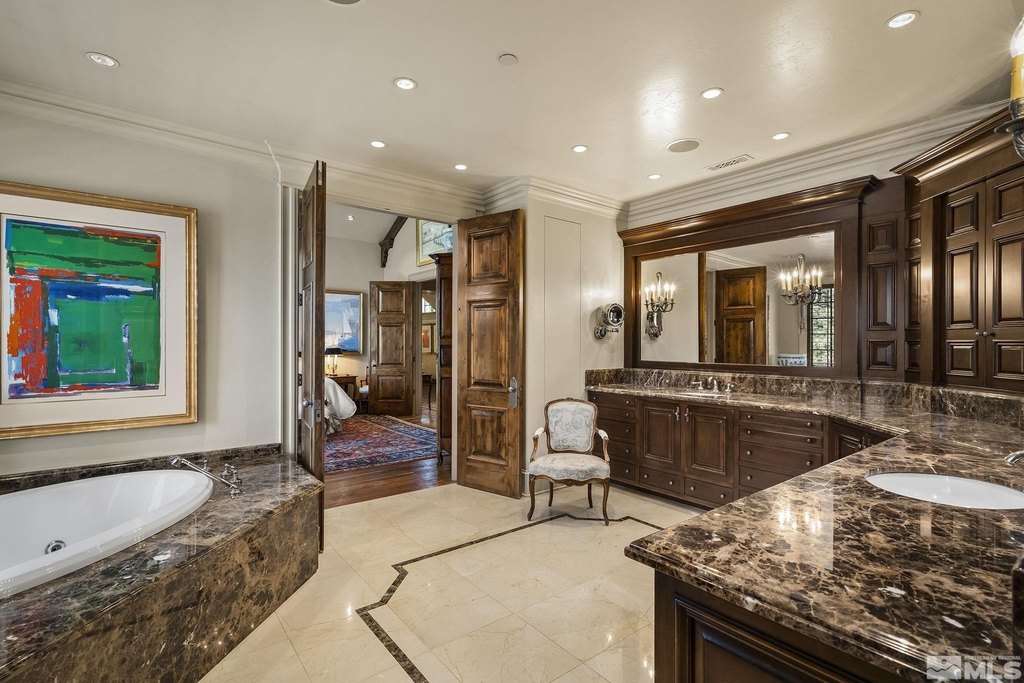 Reno, Nevada, 89511, United States, 6 Bedrooms Bedrooms, ,5.5 BathroomsBathrooms,Residential,Forsale,1929230