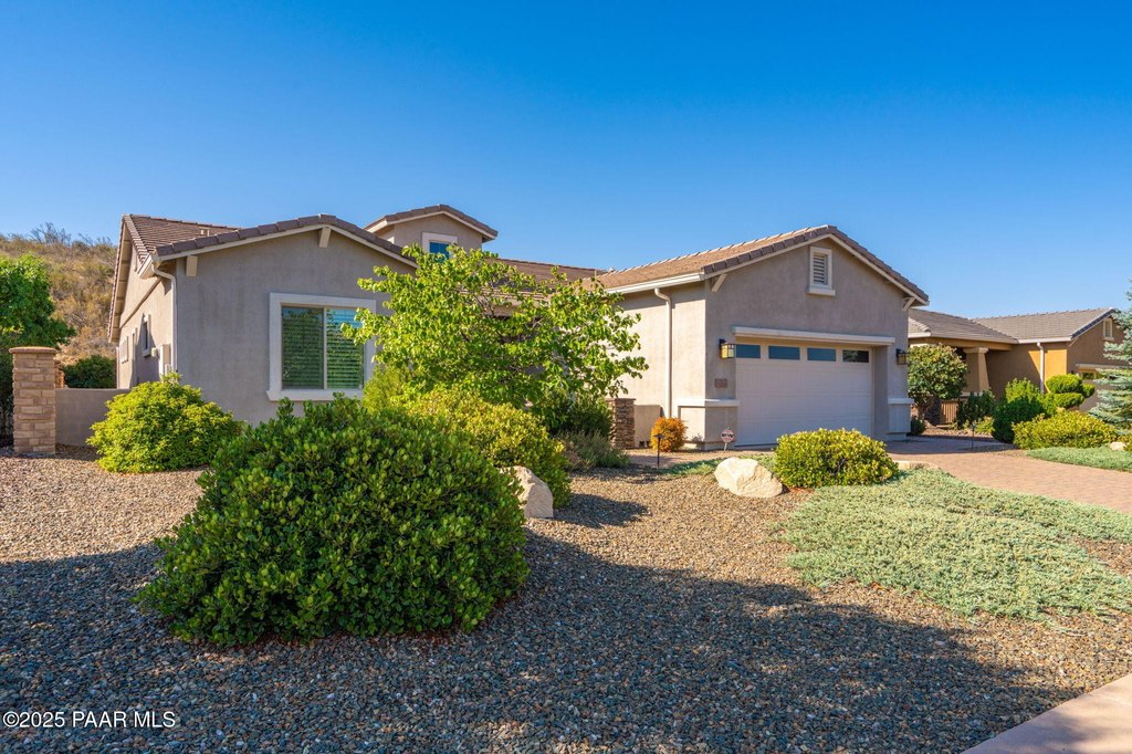 Prescott, Arizona, 86301, United States, 2 Bedrooms Bedrooms, ,2 BathroomsBathrooms,Residential,Forsale,1926741