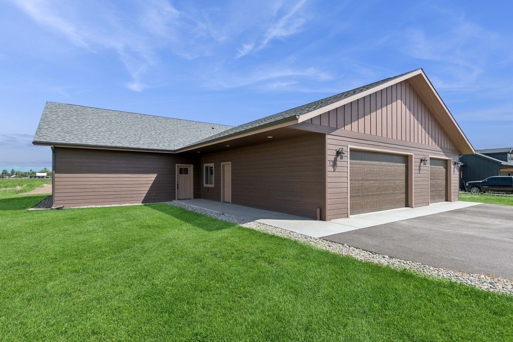 Kalispell, Montana, 59901, United States, 4 Bedrooms Bedrooms, ,3 BathroomsBathrooms,Residential,Forsale,1914986