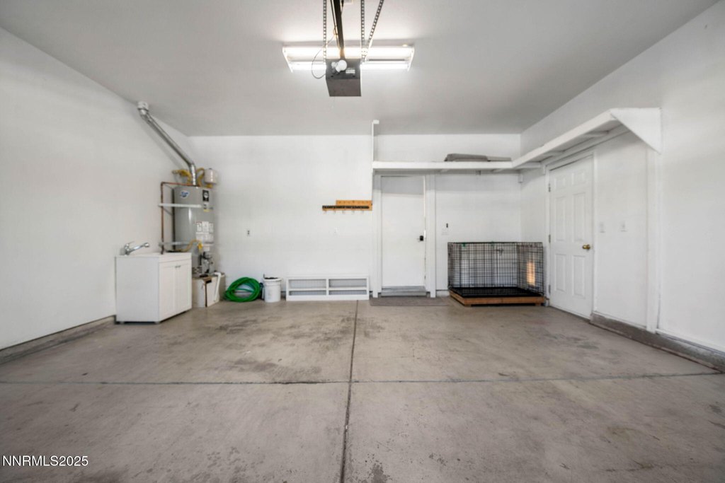 Reno, Nevada, 89521, United States, 3 Bedrooms Bedrooms, ,2.5 BathroomsBathrooms,Residential,Forsale,1936780