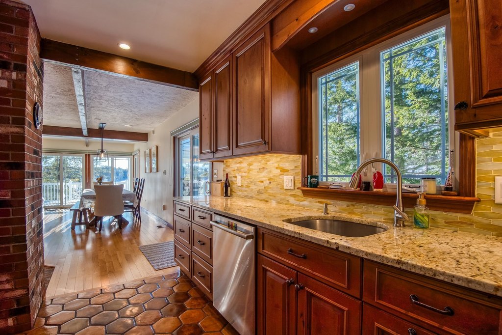 Freedom, New Hampshire, 03836, United States, 3 Bedrooms Bedrooms, ,3 BathroomsBathrooms,Residential,Forsale,1933944