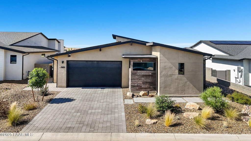 Prescott Valley, Arizona, 86314, United States, 2 Bedrooms Bedrooms, ,3 BathroomsBathrooms,Residential,Forsale,1929277