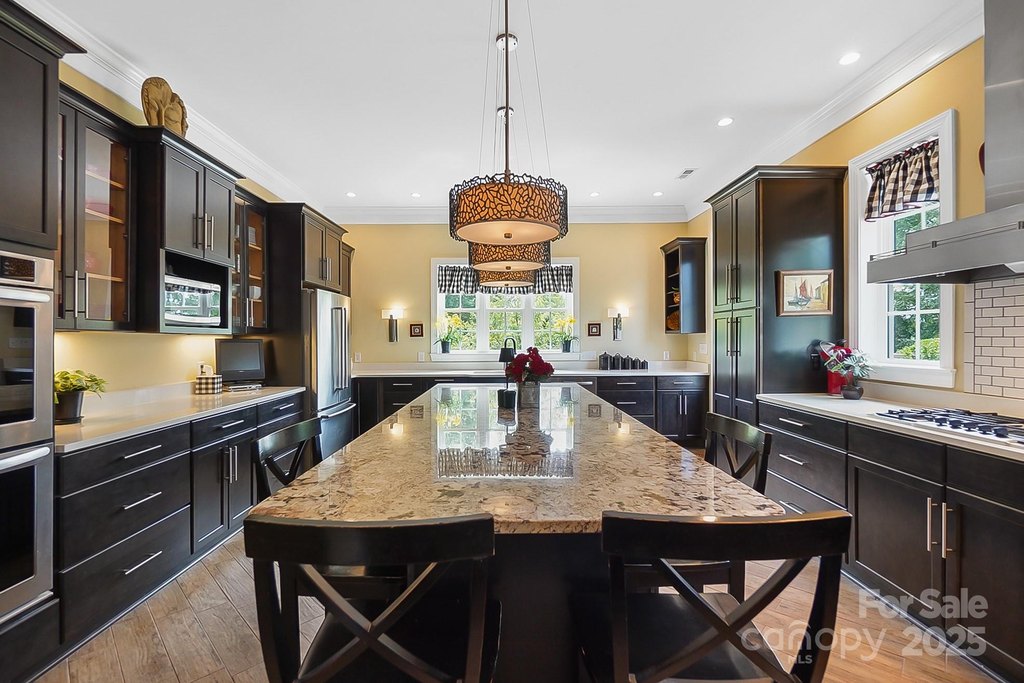 York, South Carolina, 29745, United States, 5 Bedrooms Bedrooms, ,6.5 BathroomsBathrooms,Residential,Forsale,1884405