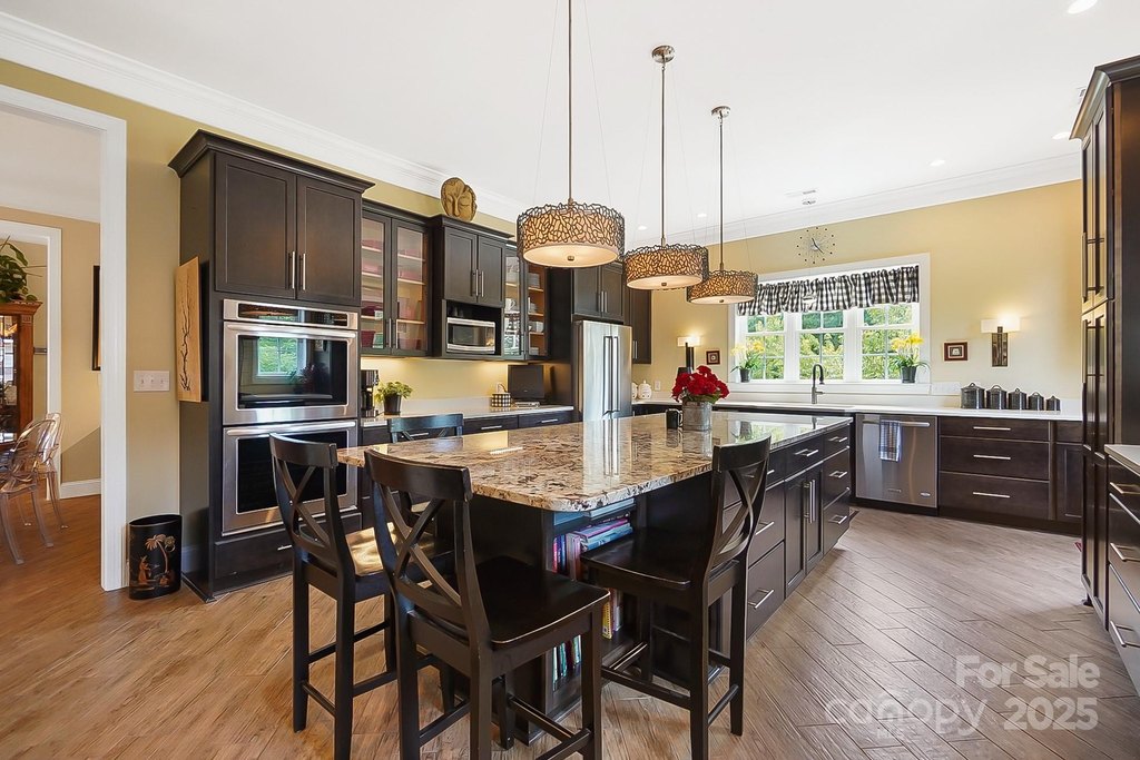 York, South Carolina, 29745, United States, 5 Bedrooms Bedrooms, ,6.5 BathroomsBathrooms,Residential,Forsale,1884405