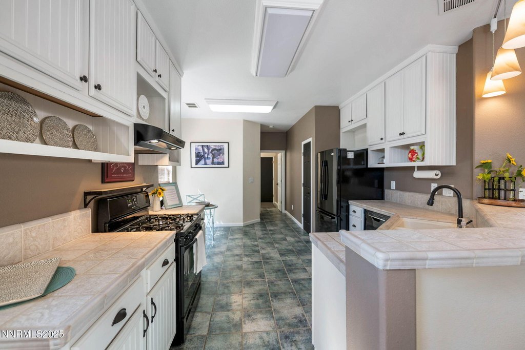 Reno, Nevada, 89521, United States, 3 Bedrooms Bedrooms, ,2.5 BathroomsBathrooms,Residential,Forsale,1936780