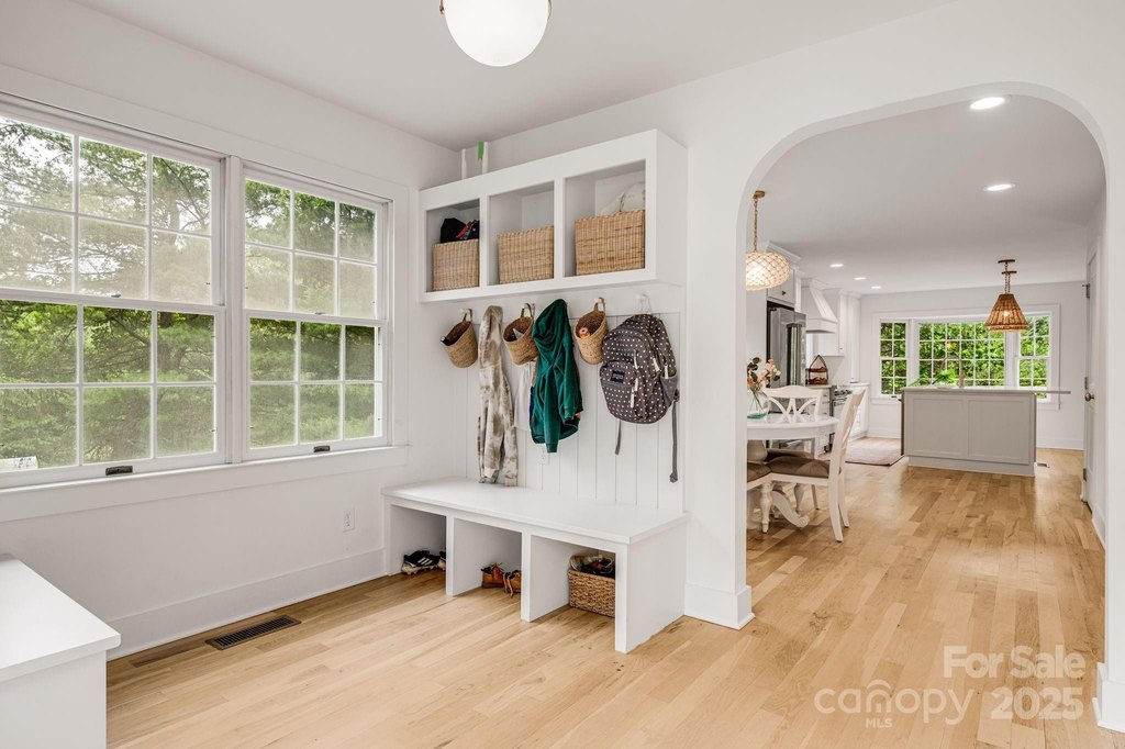 Asheville, North Carolina, 28803, United States, 4 Bedrooms Bedrooms, ,3.5 BathroomsBathrooms,Residential,Forsale,1985898