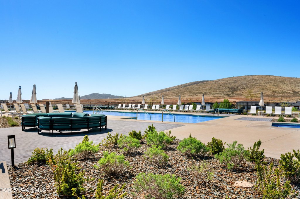 Prescott Valley, Arizona, 86314, United States, 2 Bedrooms Bedrooms, ,3 BathroomsBathrooms,Residential,Forsale,1929277