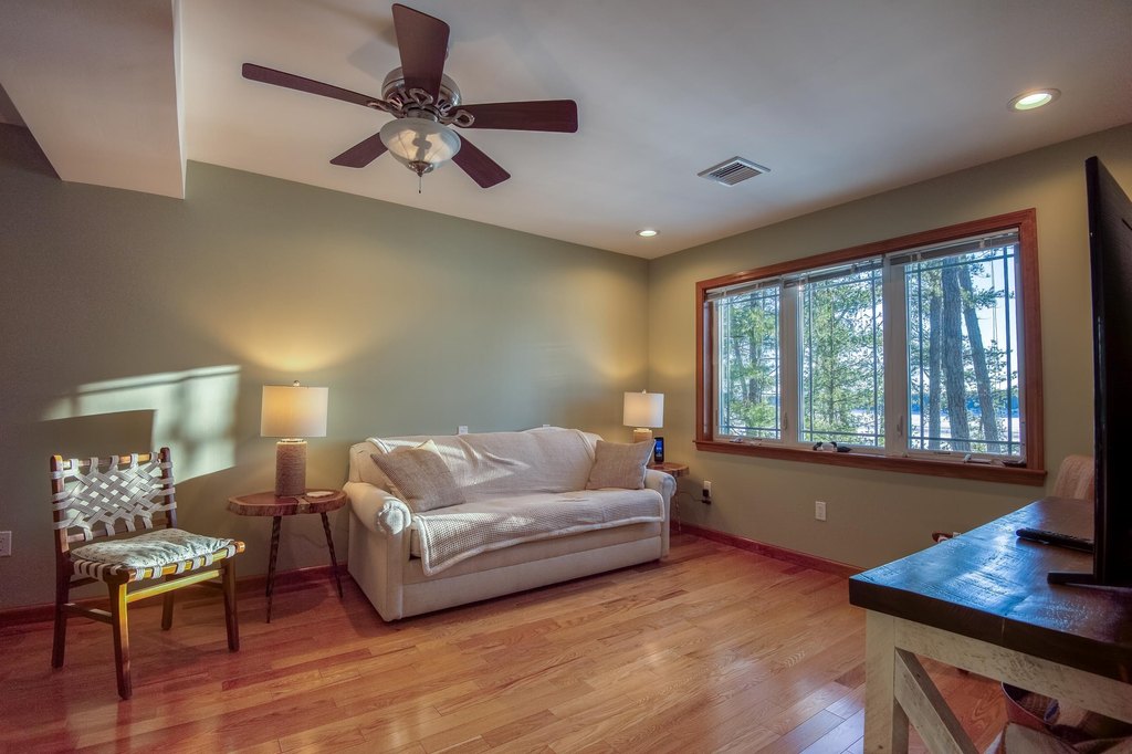 Freedom, New Hampshire, 03836, United States, 3 Bedrooms Bedrooms, ,3 BathroomsBathrooms,Residential,Forsale,1933944