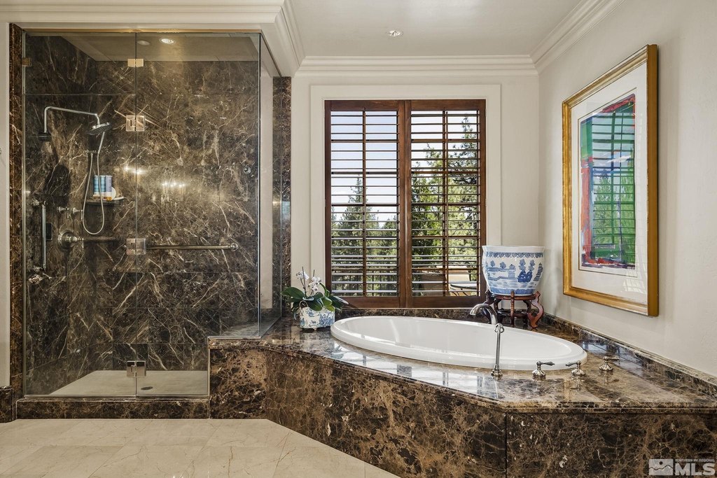 Reno, Nevada, 89511, United States, 6 Bedrooms Bedrooms, ,5.5 BathroomsBathrooms,Residential,Forsale,1929230