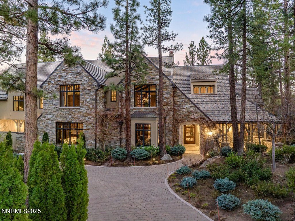 Reno, Nevada, 89511, United States, 6 Bedrooms Bedrooms, ,5.5 BathroomsBathrooms,Residential,Forsale,1929230