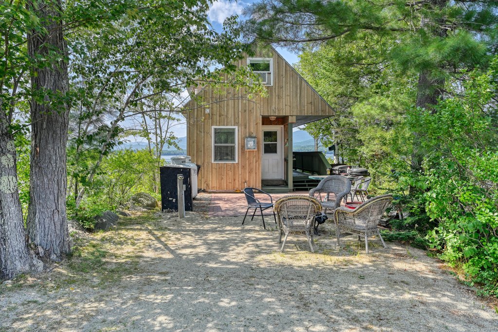 Roxbury, Maine, 04275, United States, 9 Bedrooms Bedrooms, ,5 BathroomsBathrooms,Residential,Forsale,1933988