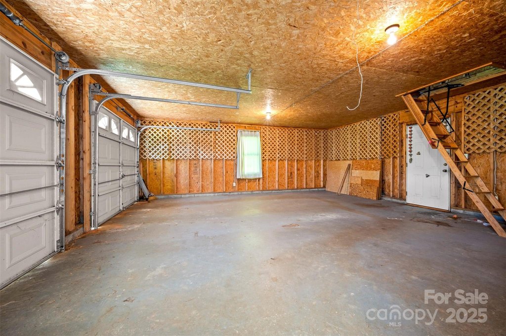 Rutherfordton, North Carolina, 28139, United States, 4 Bedrooms Bedrooms, ,2 BathroomsBathrooms,Residential,Forsale,1904900