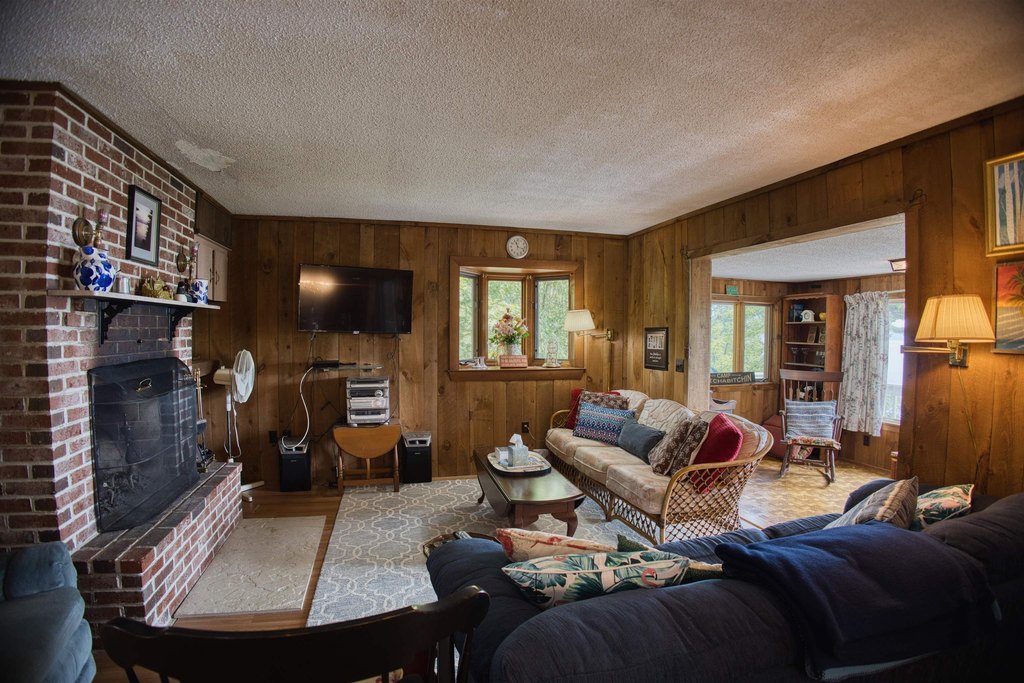 Ossipee, New Hampshire, 03814, United States, 3 Bedrooms Bedrooms, ,2.5 BathroomsBathrooms,Residential,Forsale,1941244