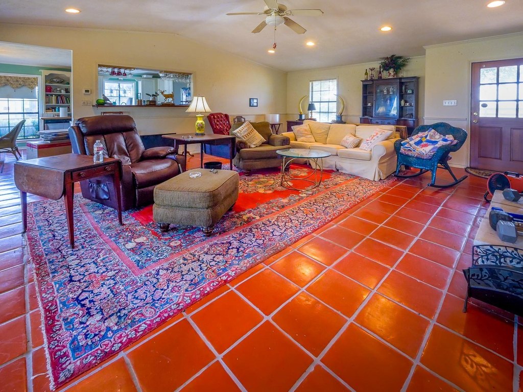 Midway, Texas, 75852, United States, ,Residential,Forsale,1936472