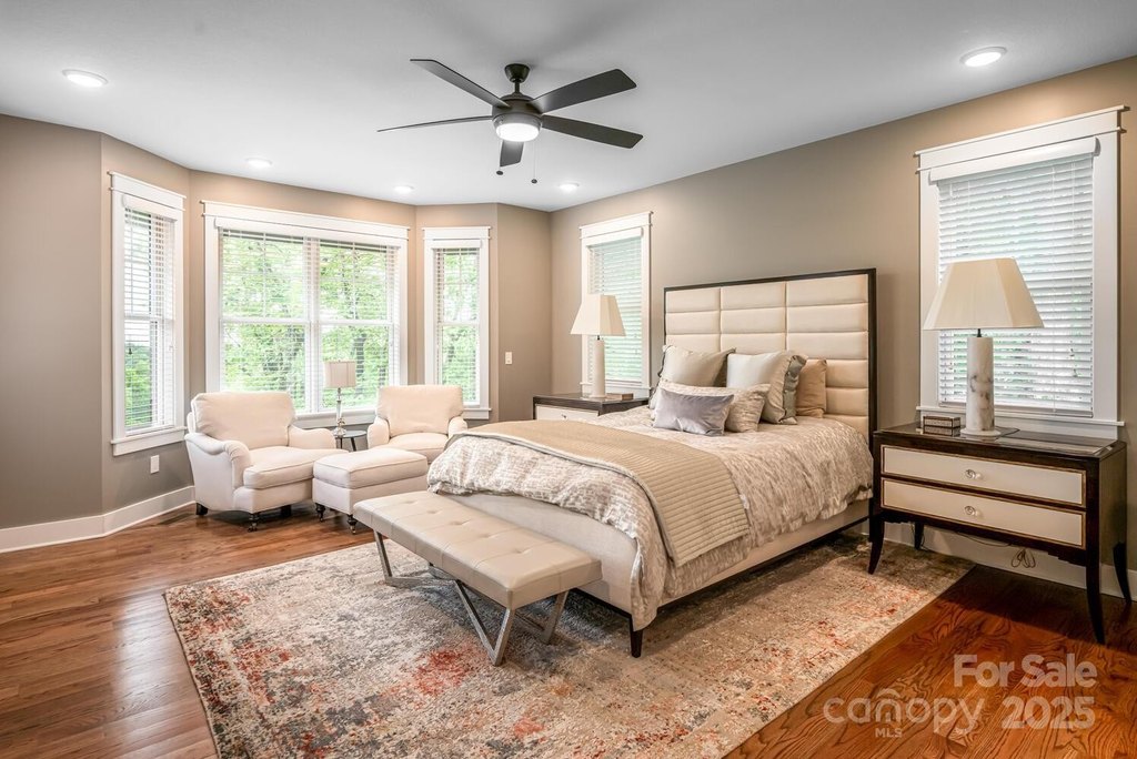 Flat Rock, North Carolina, 28731, United States, 4 Bedrooms Bedrooms, ,3.5 BathroomsBathrooms,Residential,Forsale,1886036