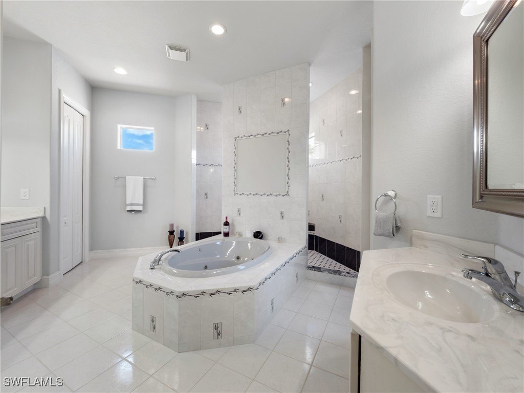 Cape Coral, Florida, 33914, United States, 5 Bedrooms Bedrooms, ,3.5 BathroomsBathrooms,Residential,Forsale,1969853