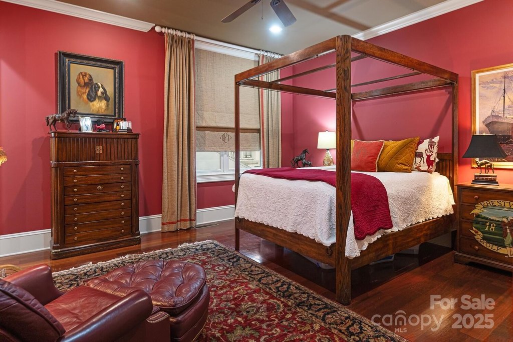 Hendersonville, North Carolina, 28792, United States, 4 Bedrooms Bedrooms, ,4.5 BathroomsBathrooms,Residential,Forsale,1904903