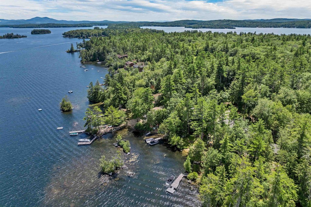 Moultonborough, New Hampshire, 03254, United States, 3 Bedrooms Bedrooms, ,3 BathroomsBathrooms,Residential,Forsale,1941224