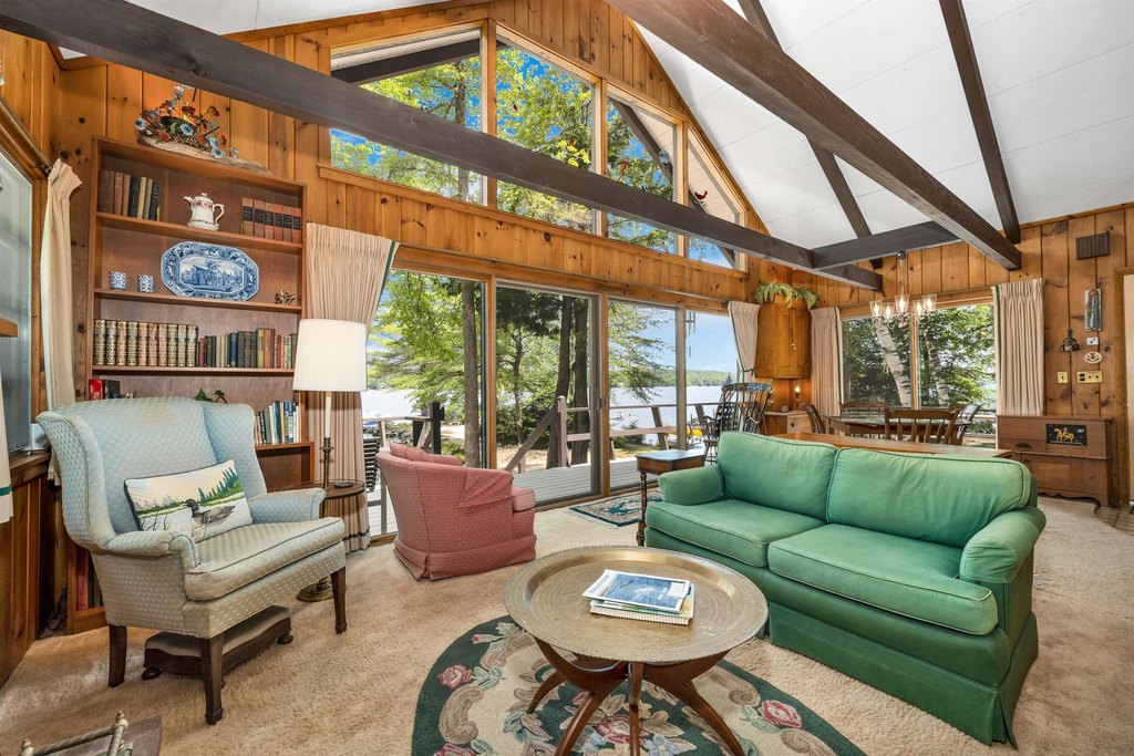 Moultonborough, New Hampshire, 03254, United States, 3 Bedrooms Bedrooms, ,3 BathroomsBathrooms,Residential,Forsale,1941224