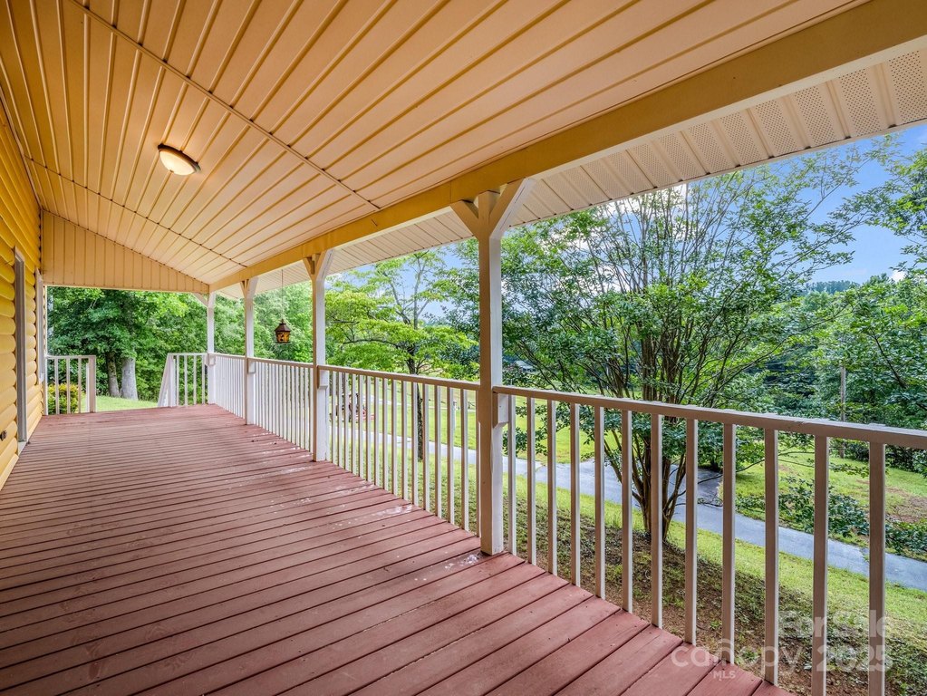 Rutherfordton, North Carolina, 28139, United States, 3 Bedrooms Bedrooms, ,2 BathroomsBathrooms,Residential,Forsale,1904901