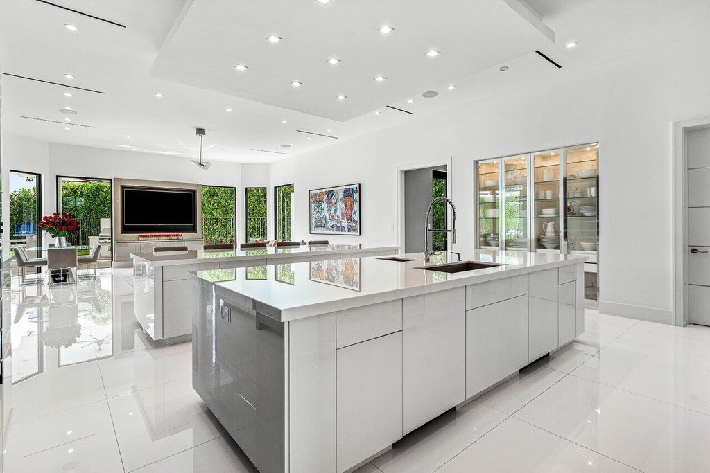 Boca Raton, Florida, 33496, United States, 6 Bedrooms Bedrooms, ,8.5 BathroomsBathrooms,Residential,Forsale,1995047