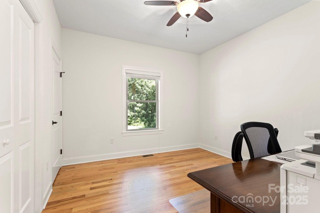 Flat Rock, North Carolina, 28731, United States, 3 Bedrooms Bedrooms, ,2 BathroomsBathrooms,Residential,Forsale,1904905